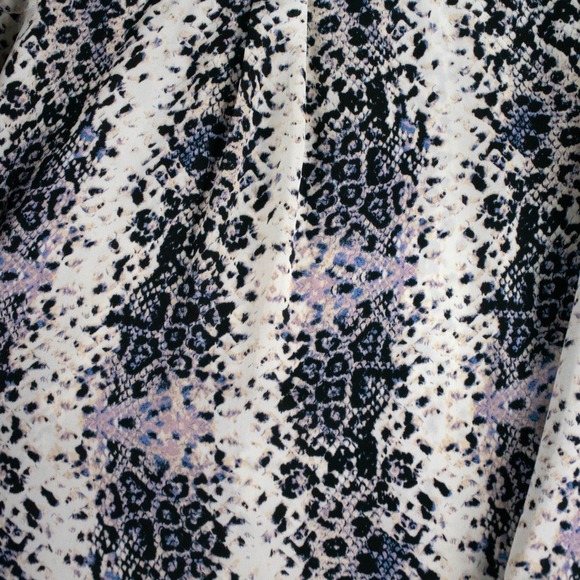 Adrianna Papell Womens XL Animal Print Blouse Top Long Sleeve - Picture 8 of 8